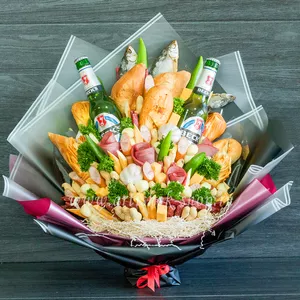 Большой подарочный букет для мужчин с рыбой, сырами, колбасами и безалкогольным пивом - №887