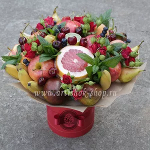Фруктовый букет с черешней, лаймом, черникой, мятой, кустовыми розами - №565